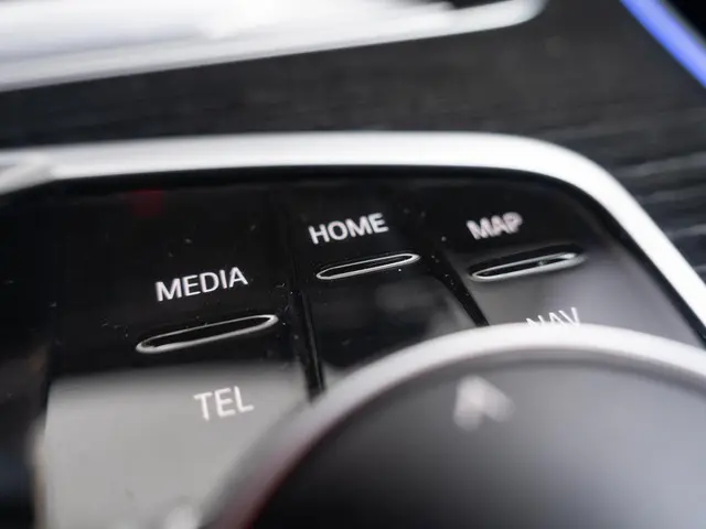 BMW X5 xDrive50e 2023 Hybride Benzine 37