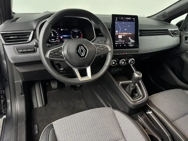 Renault Clio 1.0 TCe 90 GPF techno 2024 Benzine 32