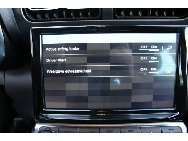 Citroën C3 Aircross 1.2 PureTech Shine 2021 Benzine 30