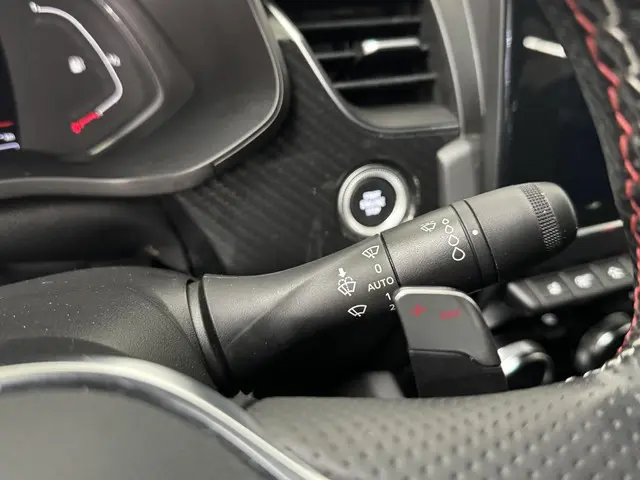 Renault Arkana 1.3 TCe 140 EDC R.S. Line 2021 Benzine 33