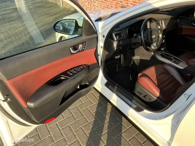 Kia Optima Sportswagon 2.0 T-GDi GT 2017 Benzine 11