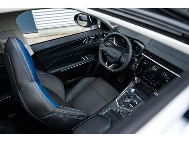 Lynk & Co 01 1.5 2023 Hybride Benzine 9