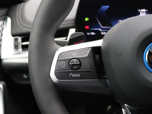 BMW iX1 eDrive20 2025 Elektrisch 14