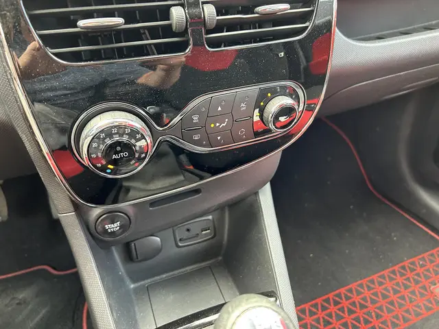 Renault Clio Estate 0.9 TCe Dynamique 2014 Benzine 18
