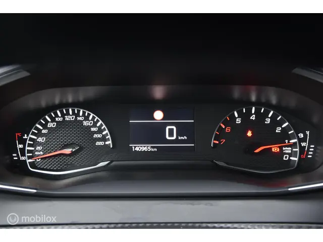 Peugeot 208 1.2 | Carplay | Cruise| Climate 2021 Benzine 15