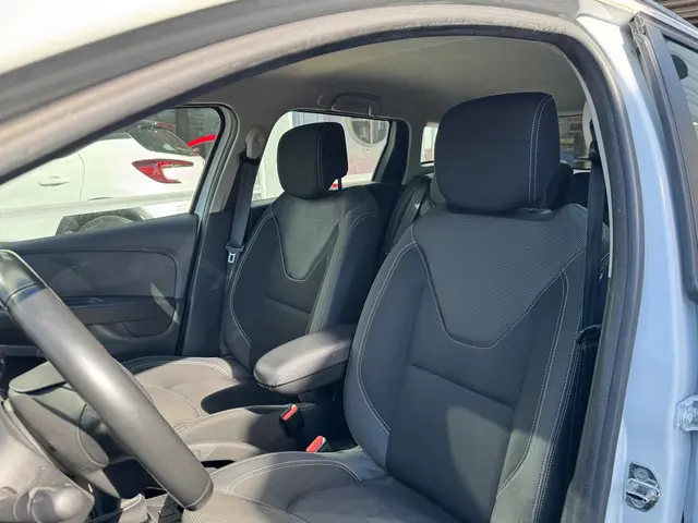 Renault Clio Estate 0.9 TCe Zen 2019 Benzine 7