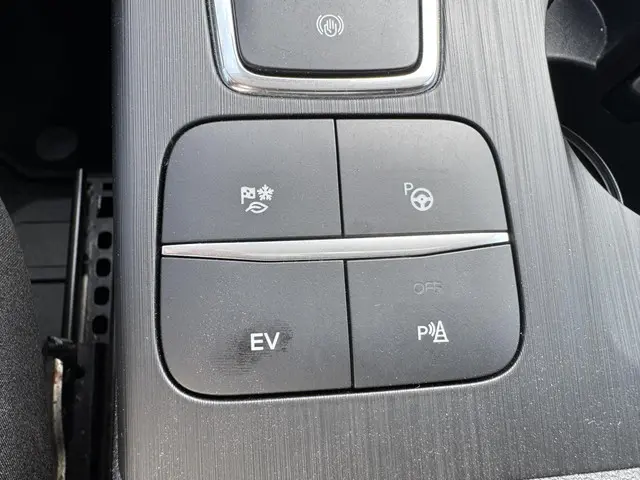 Ford Kuga 2.5 PHEV Titanium 2021 Hybride Benzine 26