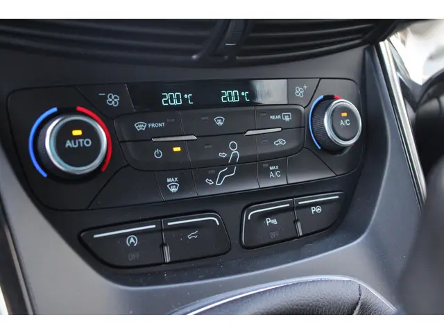 Ford Kuga 1.5 EcoBoost ST Line 2017 Benzine 26