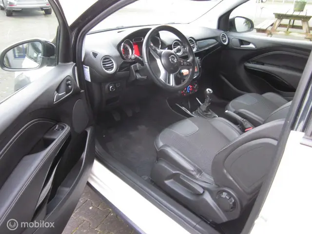 Opel ADAM 1.0 Turbo Rocks Favourite 2015 Benzine 7