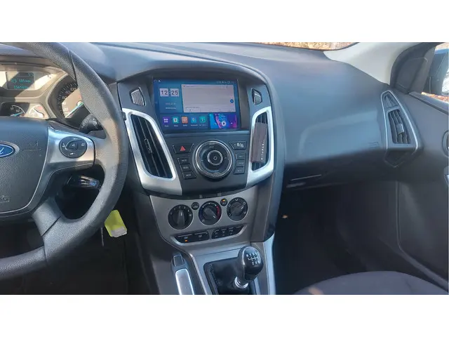 Ford Focus Wagon 1.0 EcoBoost Titanium 2013 Benzine 6