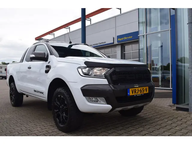 Ford Ranger 3.2 TDCi Wildtrak Supercab 2017 Diesel 8