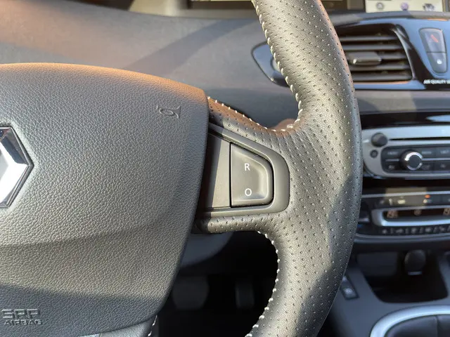 Renault Scénic 2.0 Bose 2013 Benzine 15