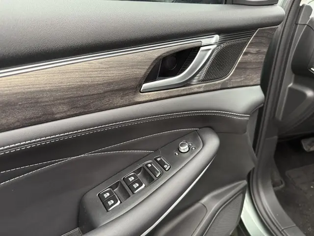 DFSK E5 PHEV 1.5 L2 2025 Hybride Benzine 28