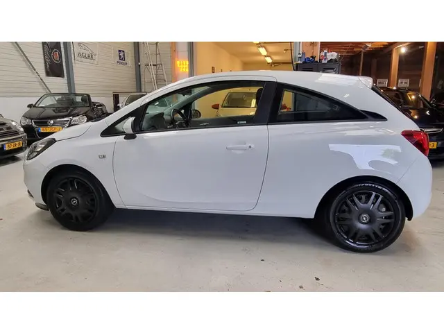 Opel Corsa 1.0 Turbo Business+ 2018 Benzine 8
