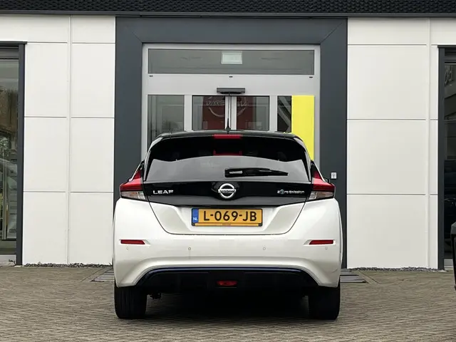 Nissan Leaf e+ N-Connecta 62 kWh 2021 Elektrisch 14