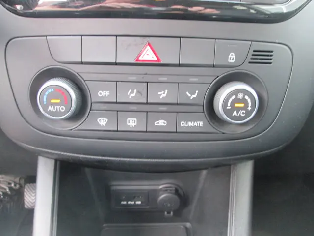 Kia Venga 1.4 CVVT DynamicPLusLine 2015 Benzine 10