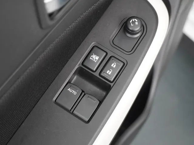 Suzuki Swift 1.2 Sportline 2019 Benzine 12