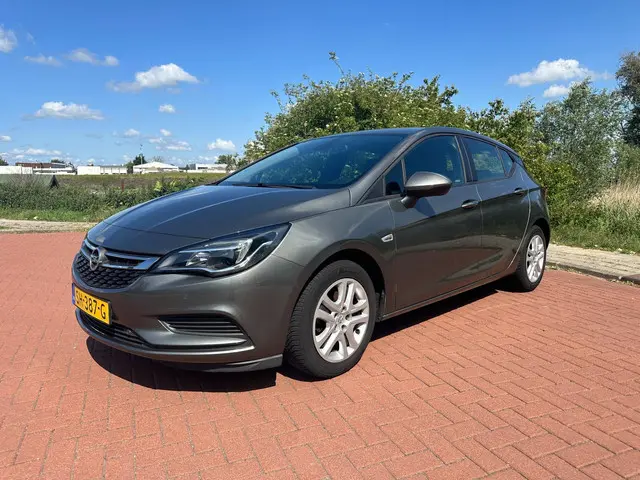 Opel Astra 1.0 Online Edition Nap/Navi/Airco 2018 Benzine 2