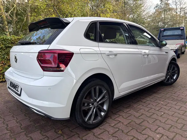 Volkswagen Polo 1.0 TSI Highline R-line 2018 Benzine 4