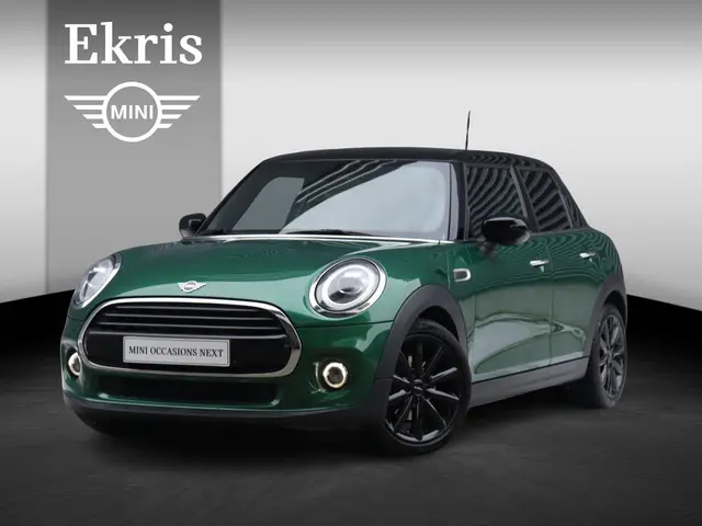 MINI 5-Deurs Cooper 2019 Benzine