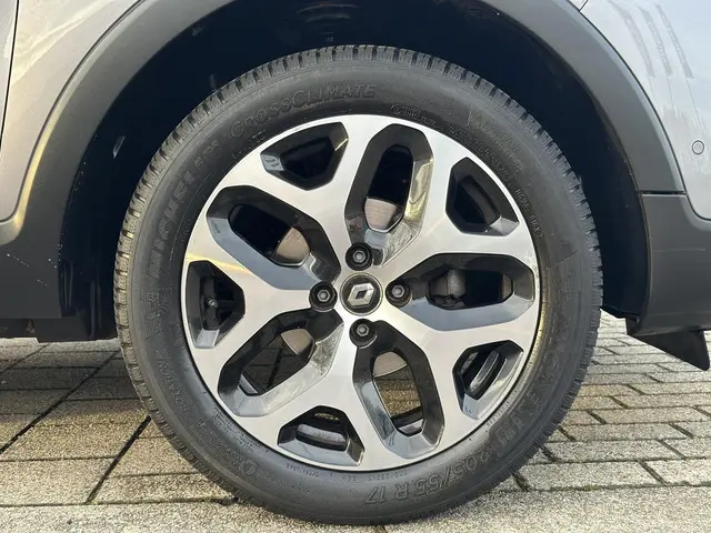 Renault Captur TCe 90 Intens 2017 Benzine 36