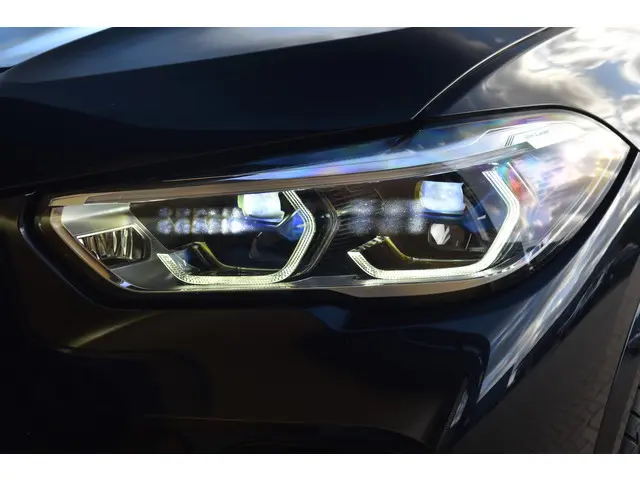 BMW X5 xDrive40i High Executive 2019 Benzine 31