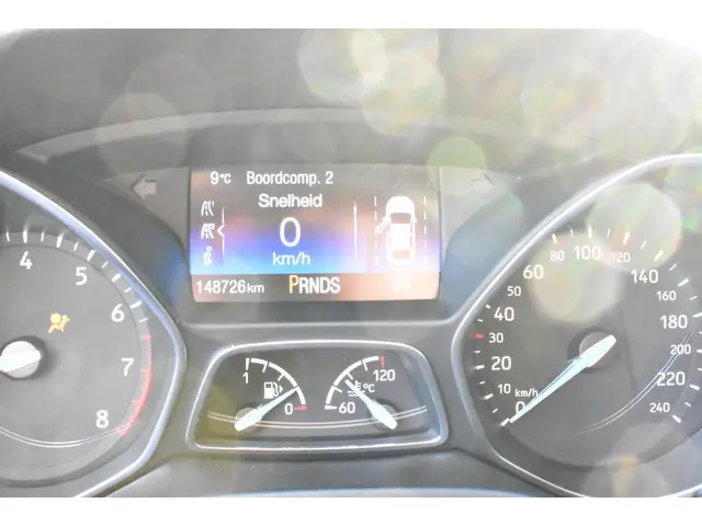 Ford Focus 1.5 Titanium Edition 2015 Benzine 22