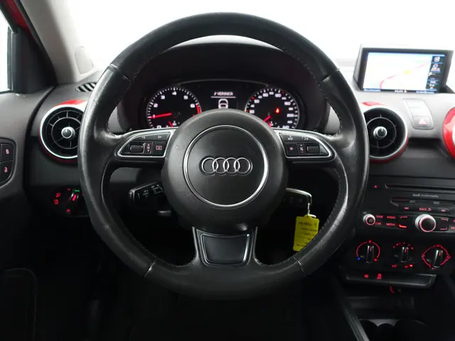Audi A1 Sportback 1.2 TFSI S Line- 2014 Benzine 13