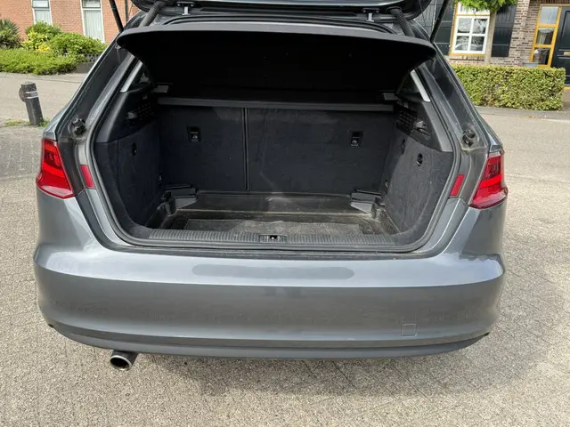 Audi A3 Sportback 1.6 TDI ULTRA EDITION 2013 Diesel 10