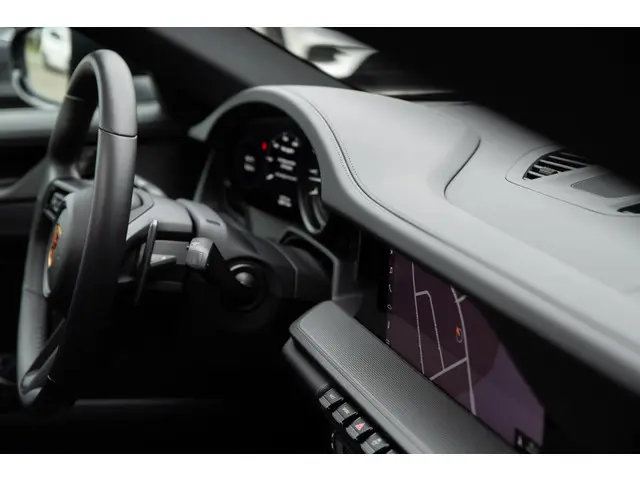 Porsche 911 3.0 Carrera 2020 Benzine 47