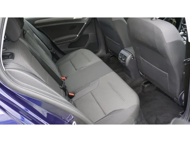 Volkswagen e-Golf E-DITION Ecc Airco 2020 Elektrisch 17
