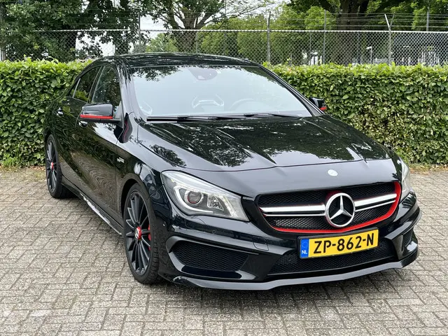 Mercedes-Benz CLA AMG 45 4MATIC Edition 1 2014 Benzine 4