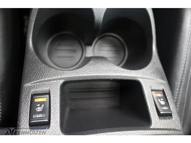 Nissan QASHQAI 1.2 Tekna 2014 Benzine 24