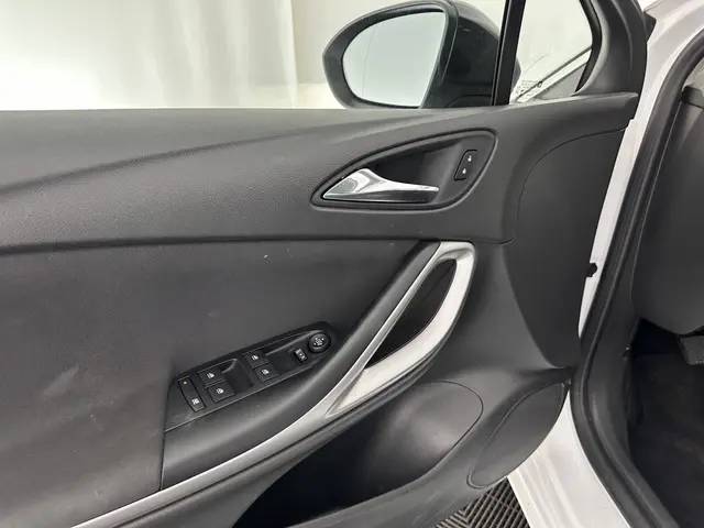 Opel Astra 1.6 CDTI Online Edition 2017 Diesel 21