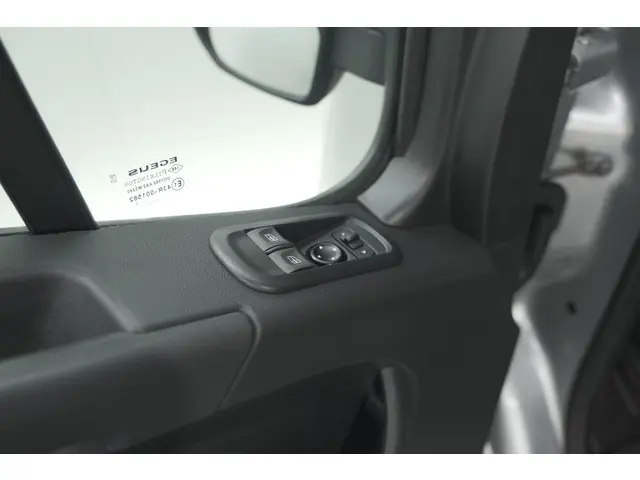 Opel Movano 2.3 Turbo L2H2 DC 2022 Diesel 24