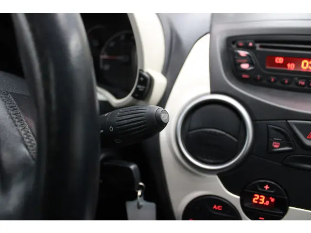 Ford Ka 1.2 Titanium X start/stop 2012 Benzine 13