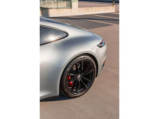 Porsche 911 3.0 Carrera 4S 2021 Benzine 25