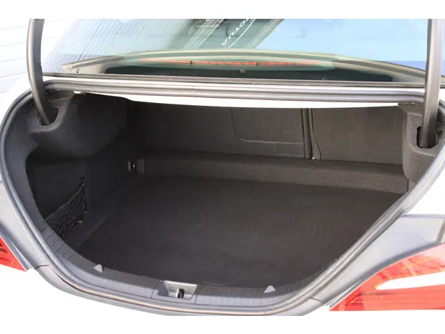 Mercedes-Benz CLA 180 AMG 2018 Benzine