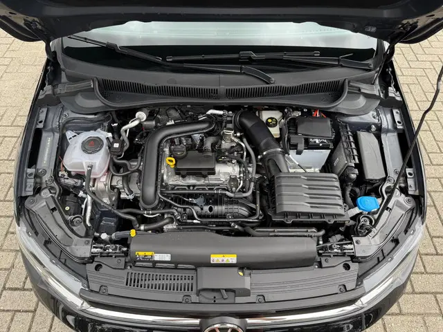 Volkswagen Polo 1.0 TSI Life Edition 2024 Benzine 36