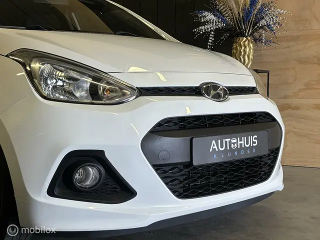 Hyundai i10 1.0i i-Drive 2015 Benzine 3