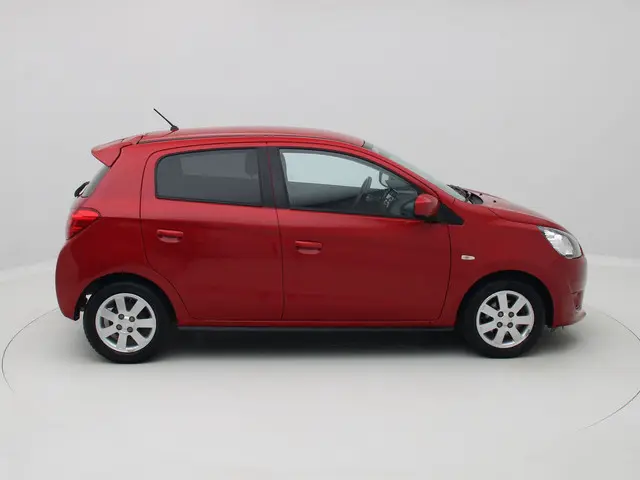 Mitsubishi Space Star 1.0 Bright 2015 Benzine 7
