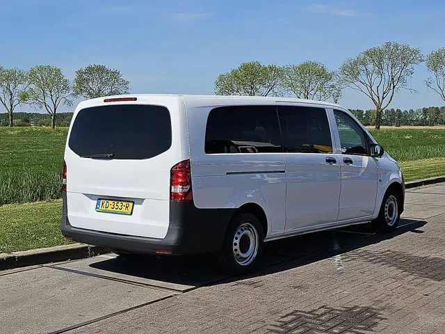 Mercedes-Benz Vito 109 2016 Diesel 3