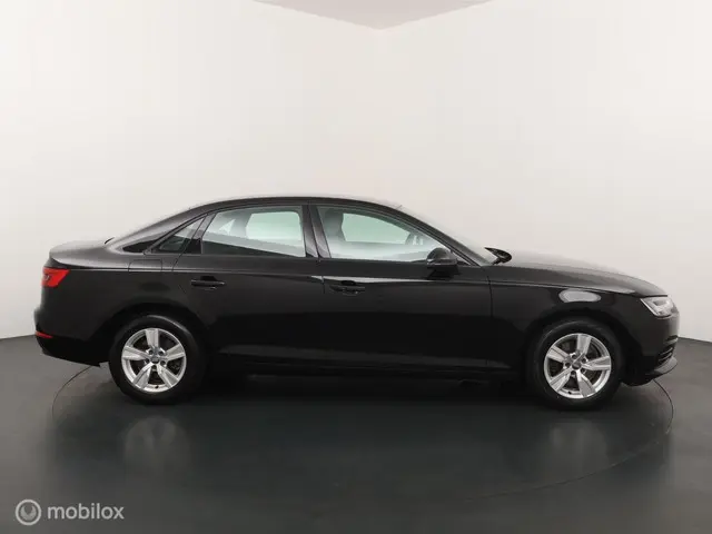 Audi A4 Limousine 1.4 TFSI 2017 Benzine 6