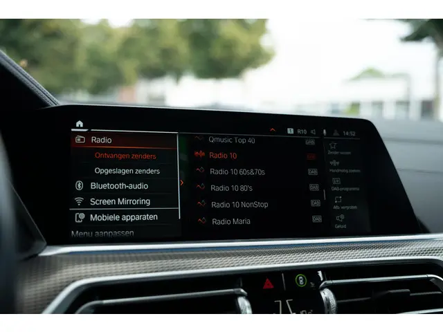BMW X5 xDrive45e High Executive 2021 Hybride Benzine 43