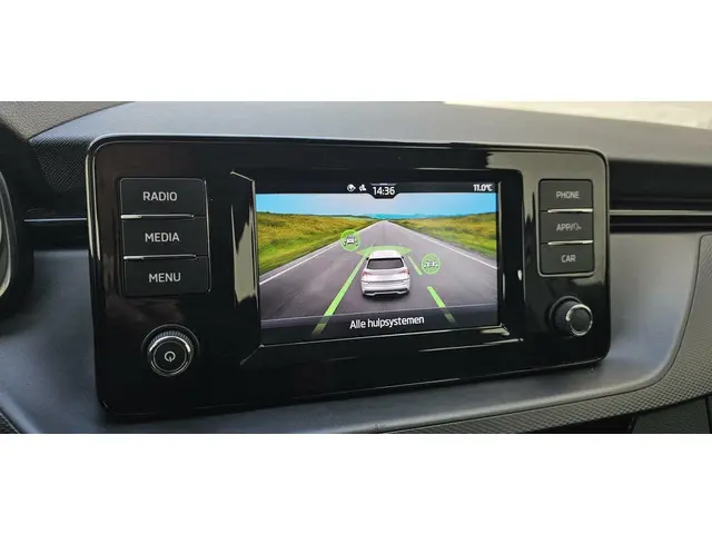 Škoda Kamiq TSI 110 DSG Ambition 2022 Benzine 19