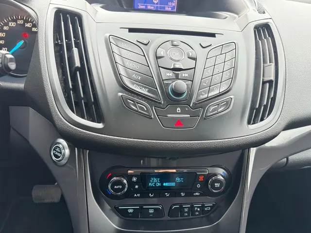 Ford Kuga 1.6 Titanium 4WD AUTOMAAT!! 2013 Benzine 14