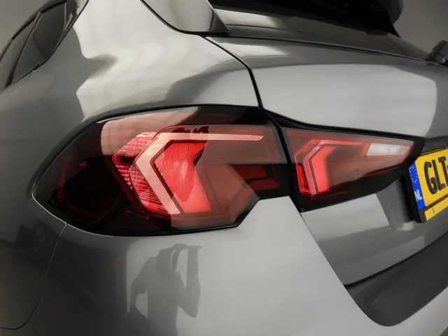 BMW 1 Serie 120 2024 Benzine 48