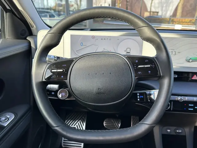 Hyundai IONIQ 5 Lounge AWD 77.4 kWh 2023 Elektrisch 24