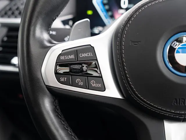 BMW X5 xDrive50e 2023 Hybride Benzine 30