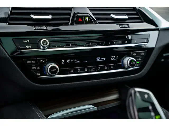 BMW 5 Serie Touring 530e 2022 Hybride Benzine 16